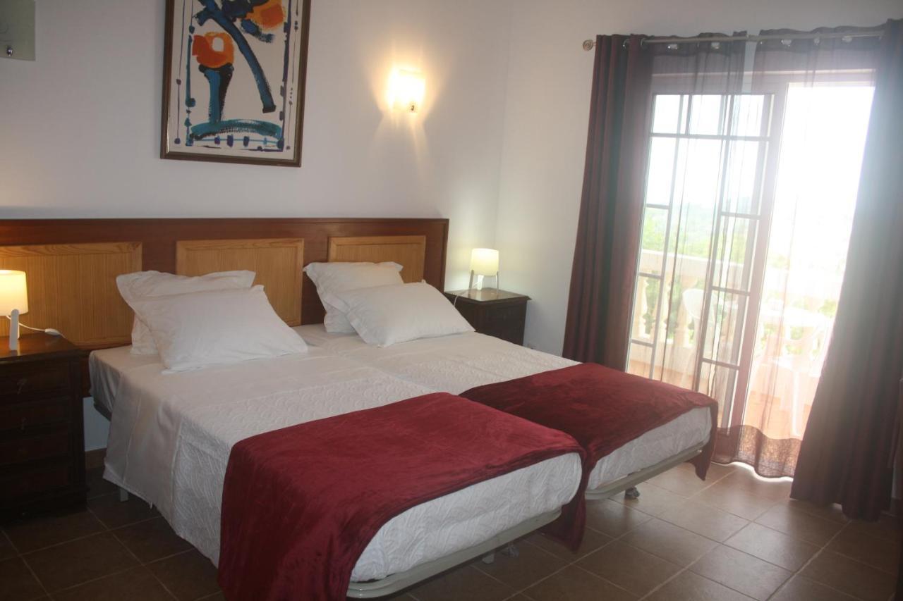 Rustic Villa Guesthouse Santa Bárbara de Nexe Εξωτερικό φωτογραφία