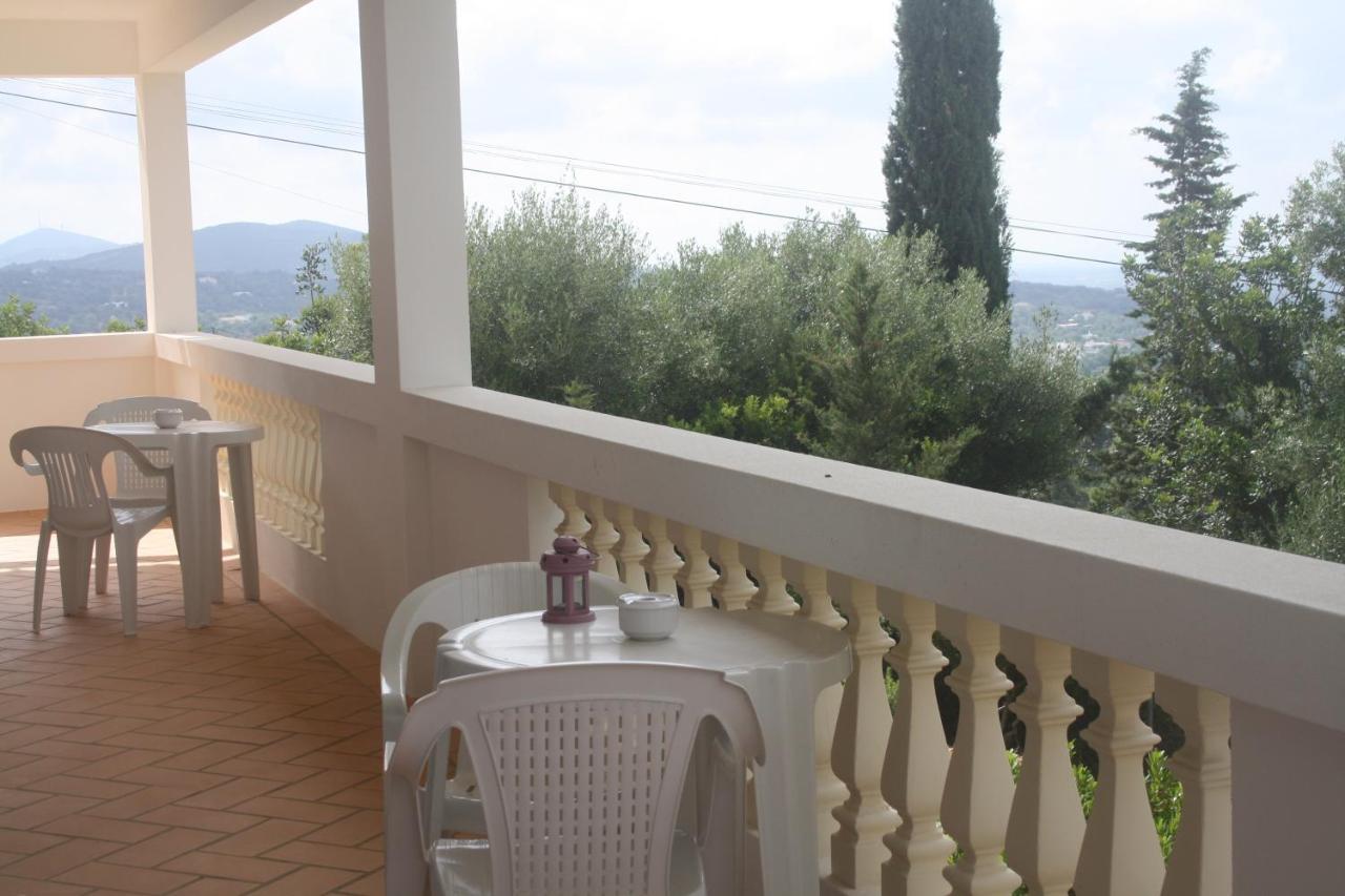 Rustic Villa Guesthouse Santa Bárbara de Nexe Εξωτερικό φωτογραφία