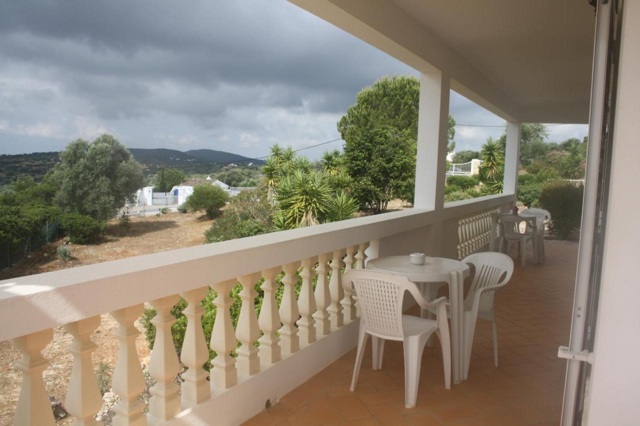 Rustic Villa Guesthouse Santa Bárbara de Nexe Εξωτερικό φωτογραφία