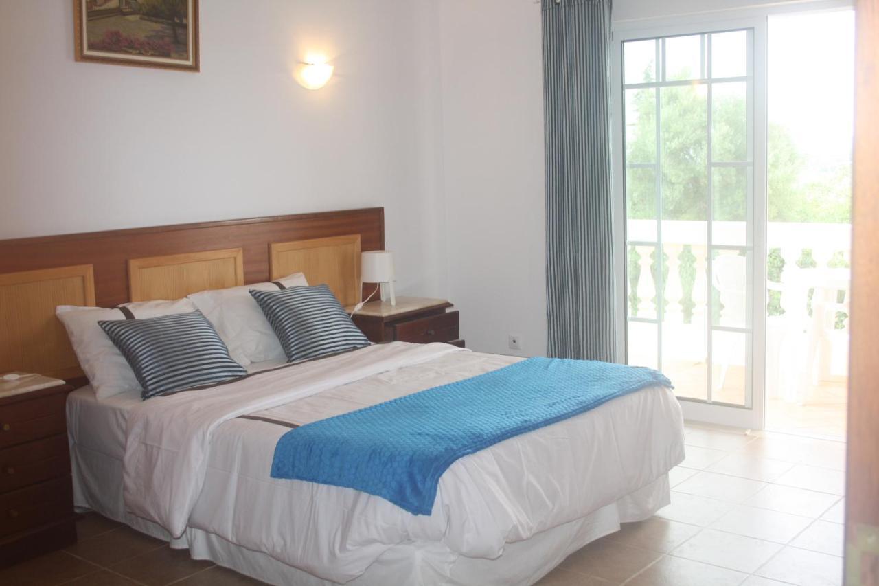 Rustic Villa Guesthouse Santa Bárbara de Nexe Εξωτερικό φωτογραφία